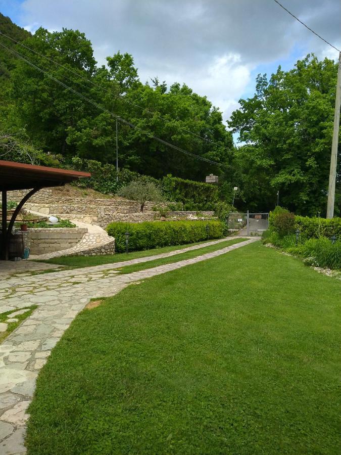 B&B Il Cantico Greccio Bagian luar foto