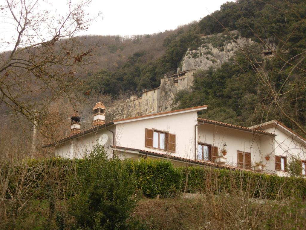 B&B Il Cantico Greccio Ruang foto